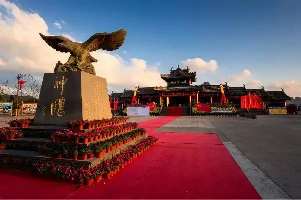 美到窒息！这些在象山影视城拍的写真，每一帧都可以做壁纸！