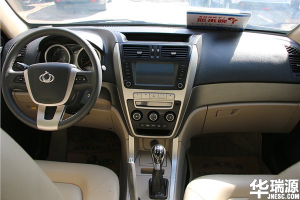 现代二手车推荐2万到4万suv,40万左右买什么二手车硬派越野车