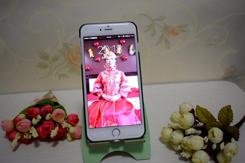 鹰果在手,充电无忧——鹰果磁吸触点式背夹移动电源