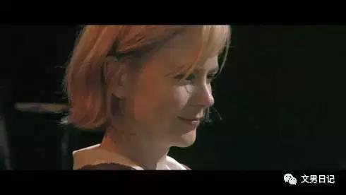 我们都生活在狗镇,你也是其中一员