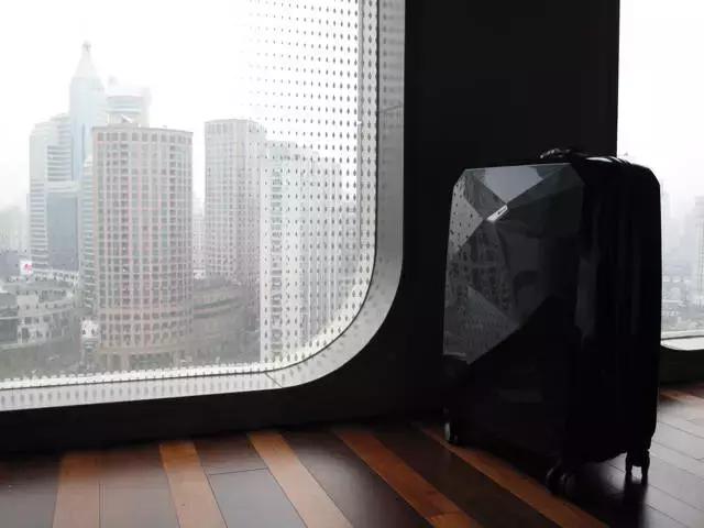 哪个牌子的旅行箱性价比高,哪个旅行箱值得买