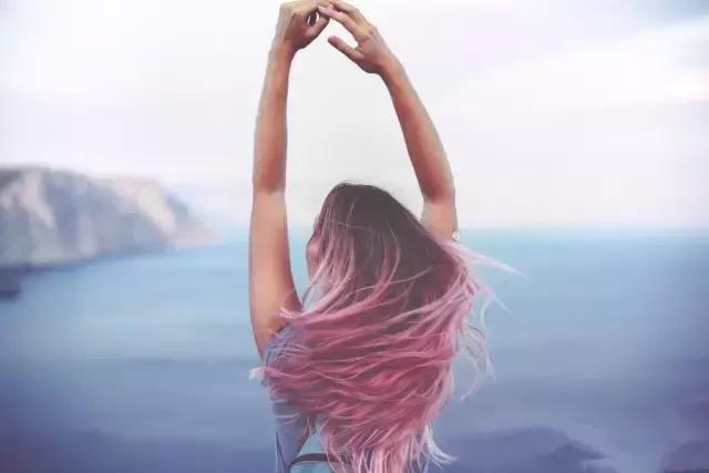 用哪种染色剂染出来的发色好,最新潮发色染色剂