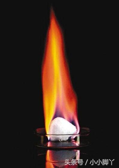 可燃冰与普通能源相比有什么优点,可燃冰是怎么样形成的有哪些优点