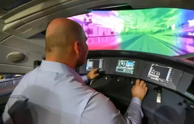 西南交通大学励志,学者专家对西南交通大学评价