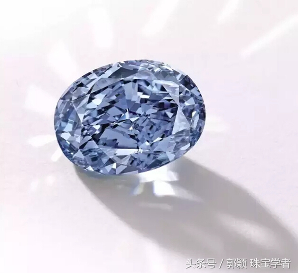 世界最奢华钻石耳环图片,世界上最漂亮的红色钻石耳环