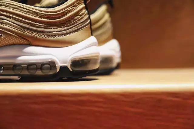 没买到之前银*弹子**，那么你一定不能错过这次金色的