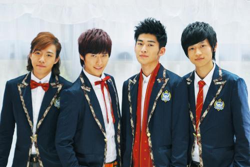 陈都灵演过什么校园剧,周冬雨女明星穿衣曝光瞬间