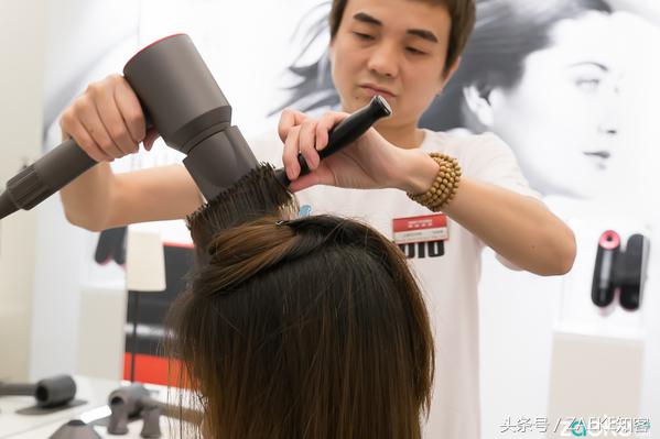 三千买戴森吹风机,三千元钱吹风机