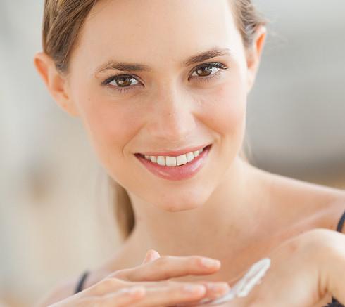 脸部过敏如何解决,治疗脸部过敏的草