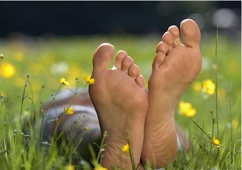 哪些人容易感染上脚气?特意为你找的治脚气食疗方法!