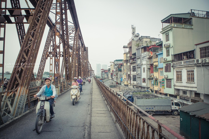 凭祥友谊关口岸到越南河内,从越南友谊关入境凭祥一路视频