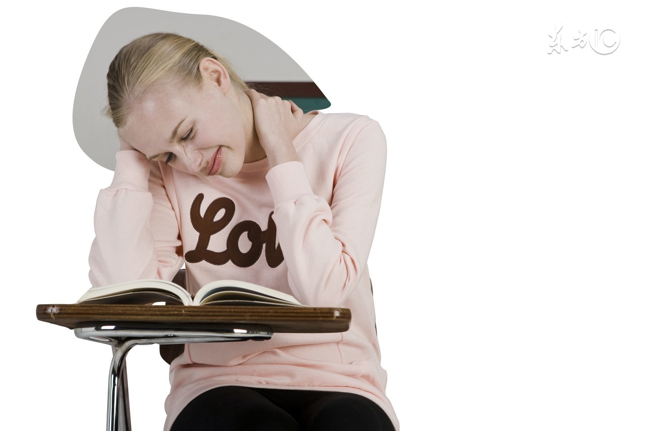 鏅氫笂鐫¤鍓嶆媿鎷嶅ご鏈夊ソ澶勫悧,鐫¤鍓嶆懜楂樻湁娌℃湁濂藉