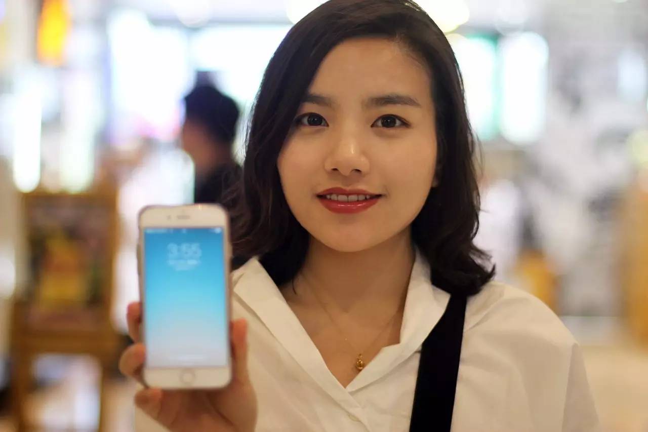 阿玛尼新款长效持久遮瑕粉底液,阿玛尼造型紧颜粉底液测评