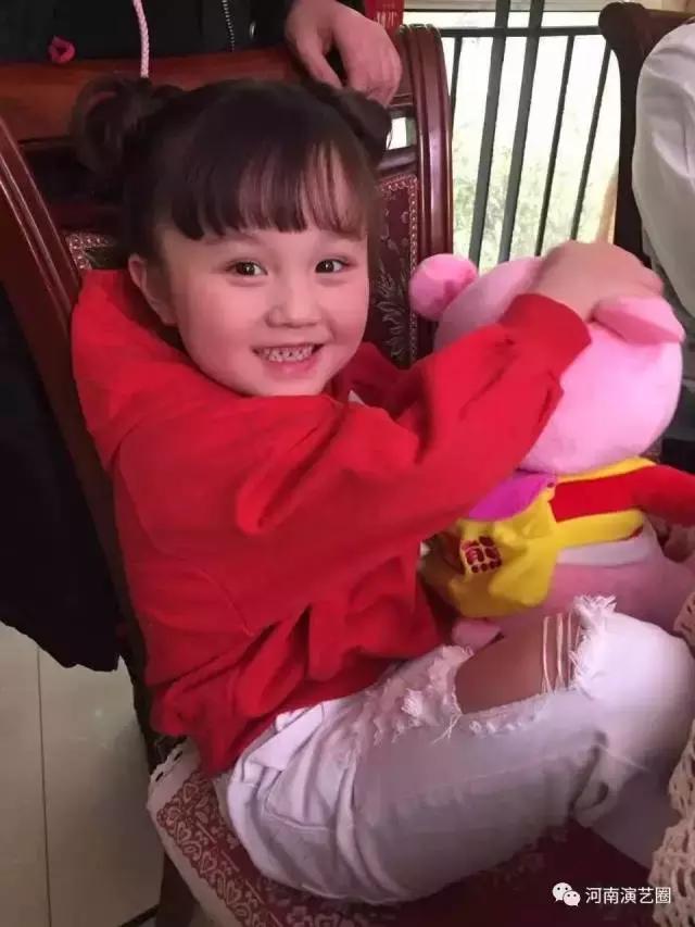 张锦煊|童星——锦绣前程,煊赫未来,潮童煊宝成长记。