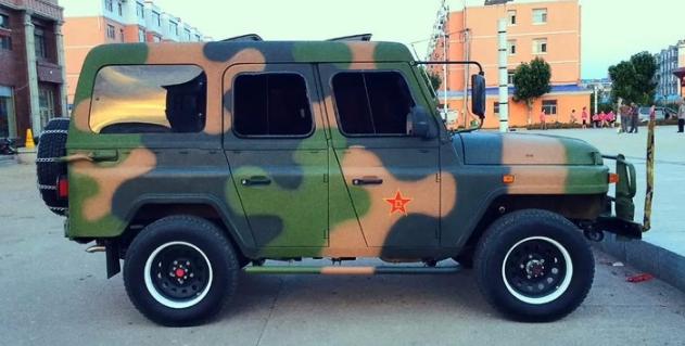 北汽迷彩汽车,北汽迷彩版212