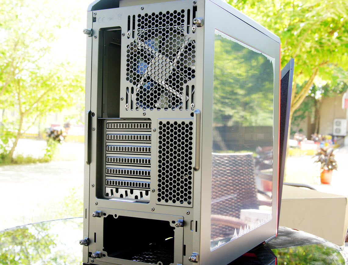 如何配置一台性价比高的游戏主机,电脑主机7000到8000