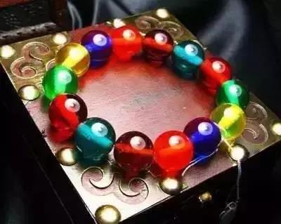 专家揭秘琥珀蜜蜡的多种造假手段,20元买的蜜蜡单珠是真的吗