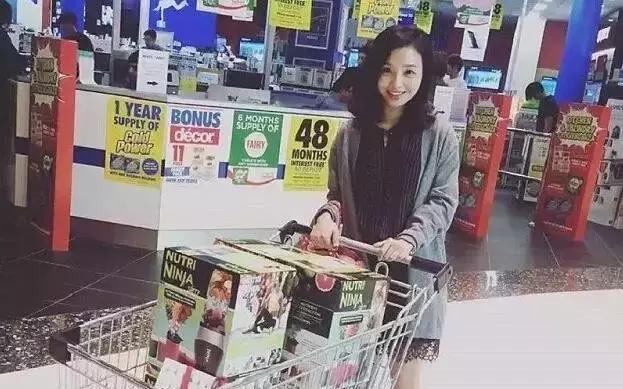 在澳洲做代购一个月赚多少钱,中介说在澳大利亚一个月能挣50万