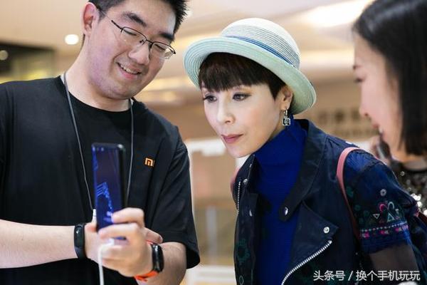 金立增加新代言人,金立总裁加入小米