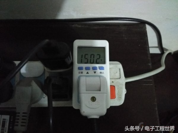 电暖风机拆解视频教程,500瓦以下的暖风机拆解