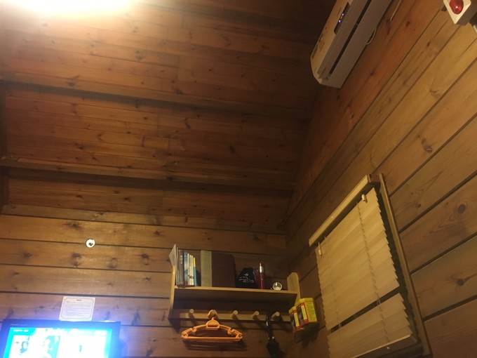 两个快乐的小阿妹神游三亚