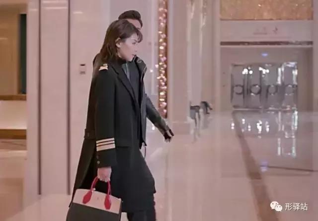 刘涛在欢乐颂里用过的包包,欢乐颂2包总刘涛