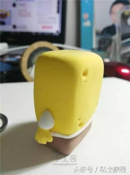 用彩泥来做海绵宝宝,海绵宝宝动画片橡皮泥手工制作