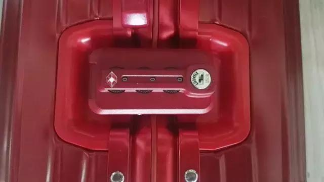 小黄人行李箱密码忘记了怎么开,omi行李箱密码忘记了怎么办