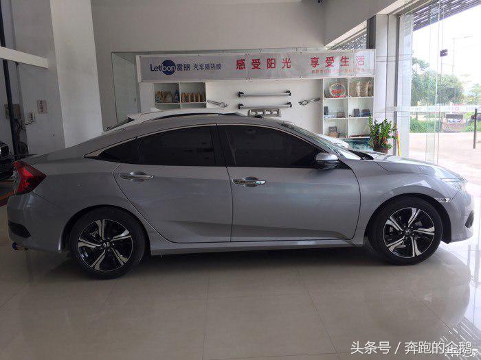 十代思域圣辉银2020款 (10代思域圣辉银提车)