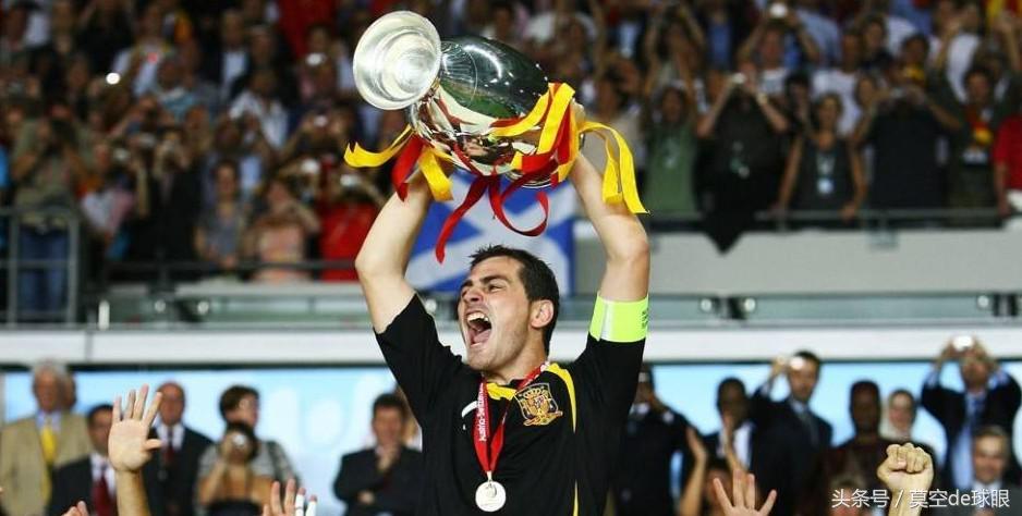 伊克尔卡西利亚斯集锦,卡西利亚斯个人简介