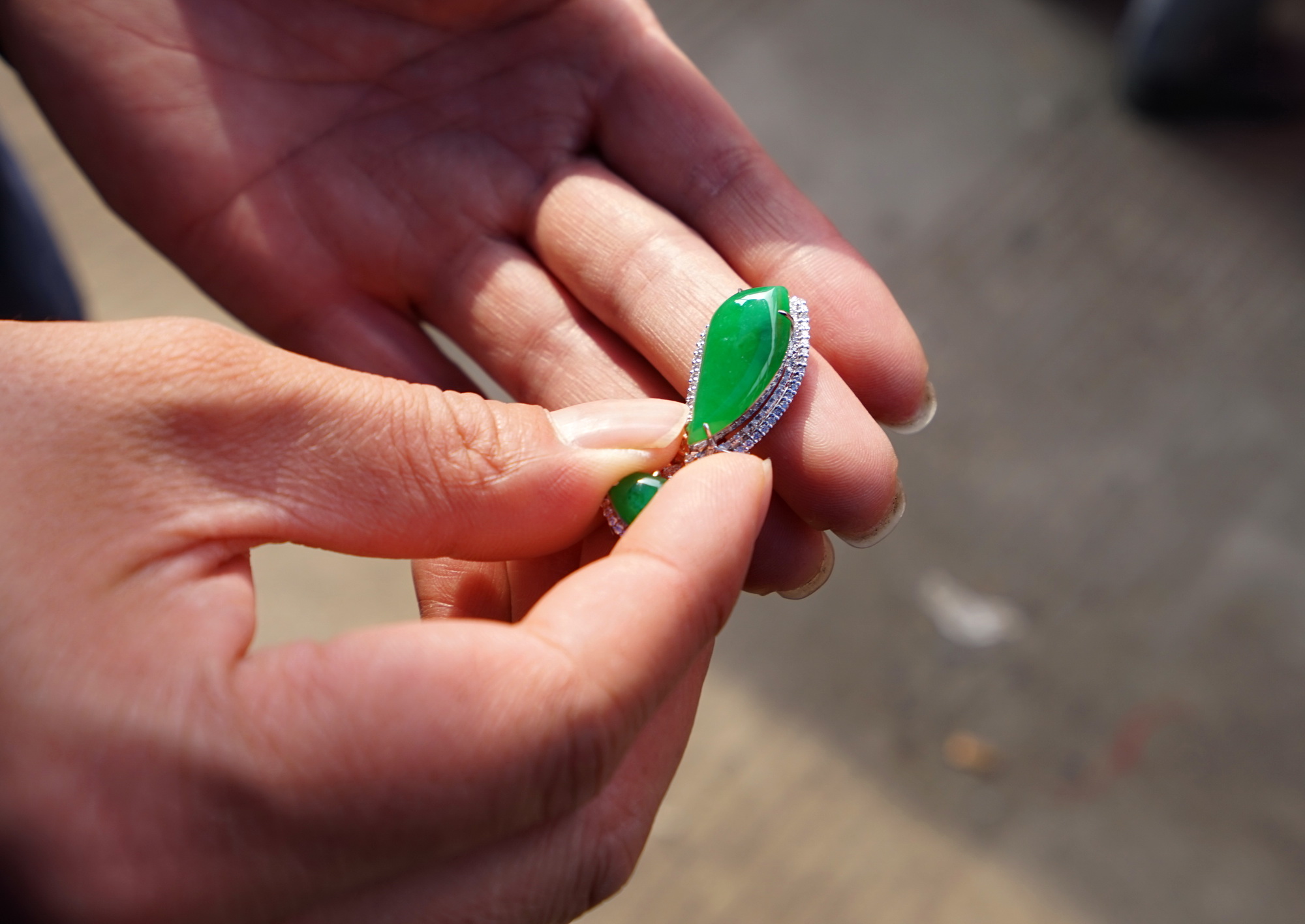 腾冲性价比最高的翡翠市场在哪里,腾冲翡翠市场缅甸玉