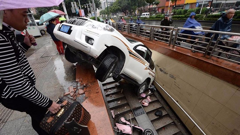 传祺gs8跟长安cs95怎么选,2019款长安cs95pk2019款传奇gs8