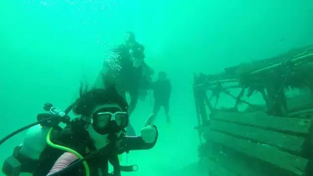 “深夜的地铁上,不只我一个人”|89条城市青年安全指南