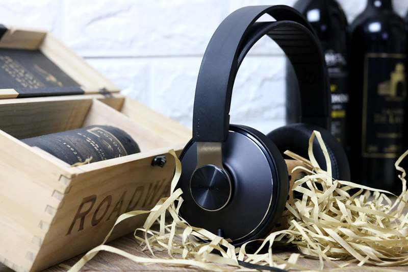 飞利浦shl3565和shp8000对比,飞利浦shp真的很好吗