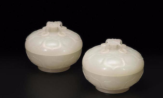 清三代玩玉瓷器真品,五爪金龙瓷器真品拍卖