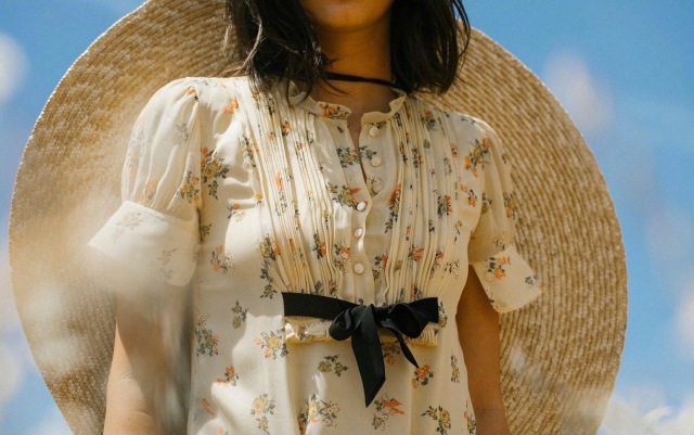 一条连衣裙让你免去搭配的烦恼,一条连衣裙穿一个夏天