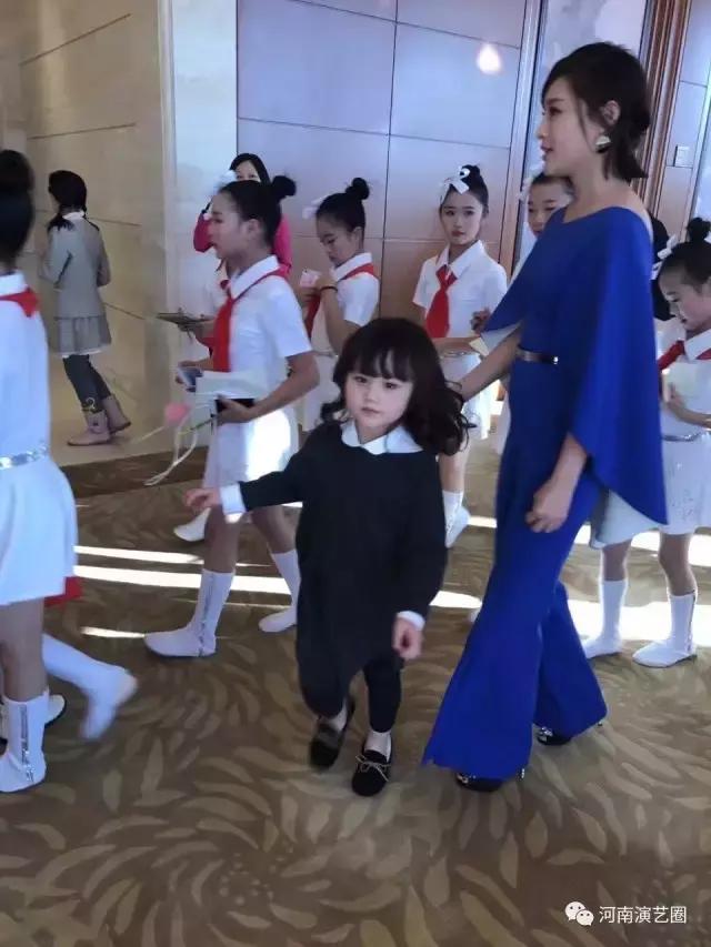 张锦煊|童星——锦绣前程,煊赫未来,潮童煊宝成长记。