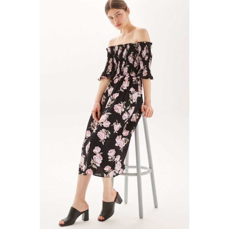 别再买明星同款了,穿上这些裙子比明星还美