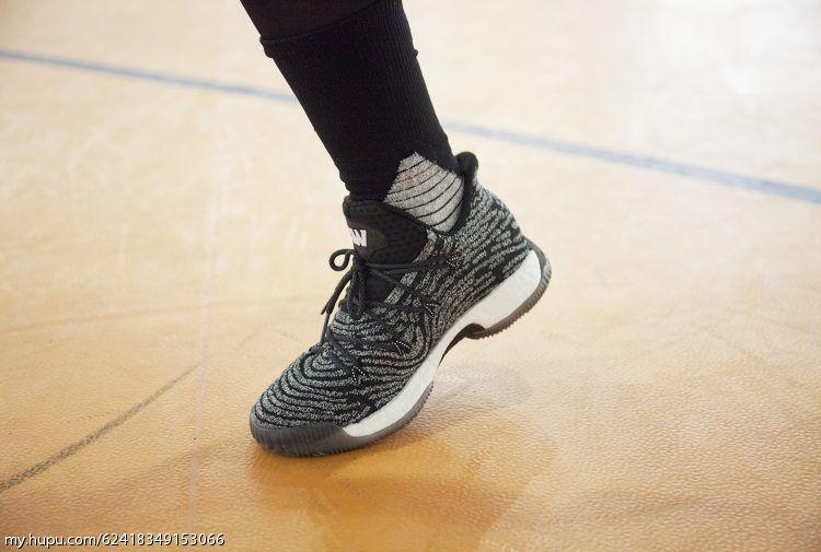 低帮球鞋适合哪类球员,现在低帮很火的鞋