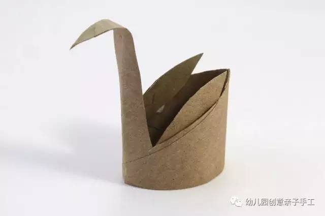 废物利用纸筒手工幼儿园,纸筒动物创意手工幼儿园