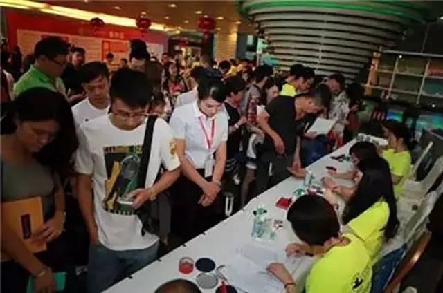 大家买房考虑价格也是必要的,大家买房子还是租房子划算