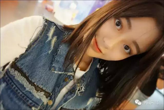 主播|甜蜜蜜的邻家妹妹,棕色碎发大眼睛,笑容酥酥惹人爱