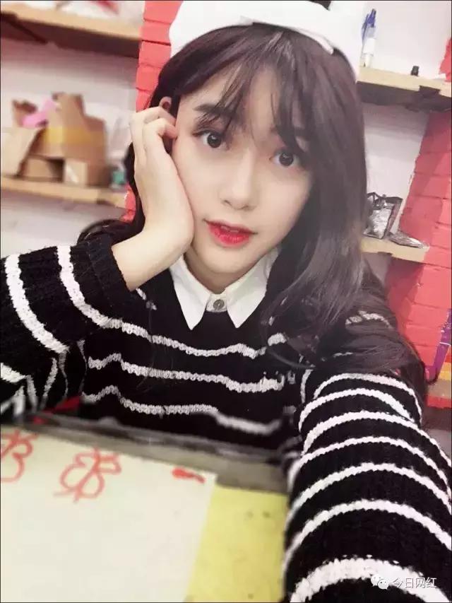 主播|甜蜜蜜的邻家妹妹,棕色碎发大眼睛,笑容酥酥惹人爱