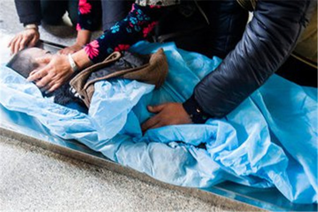 宝宝不小心饮酒,宝宝饮酒危害