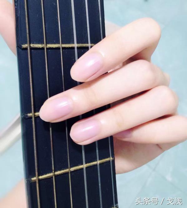 拥有一双好脚是什么样的体验,女生有一双好看的手是什么体验