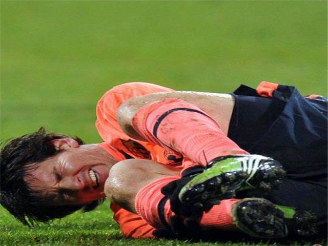 踝关节扭伤了热敷会怎么样,足踝扭伤后冰敷后怎么调理