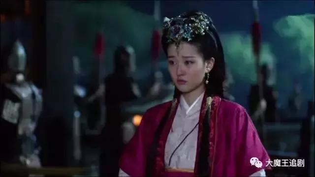 关关乔欣现实版曲筱绡,曲筱绡关关