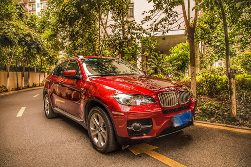 宝马x6xdrive35i落地价多少,宝马x62021款