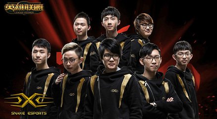 snake vs we圣枪哥蒙多 (snake对we比赛s8狮子狗)