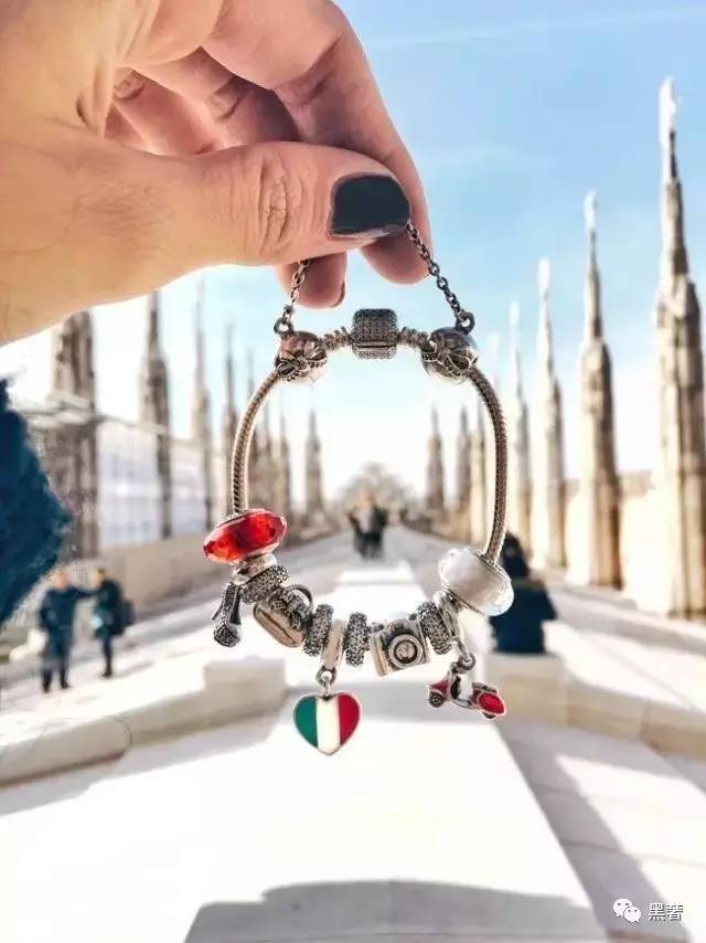 一入潘门深似海｜潘多拉的串珠子是怎么让人买到上瘾的？